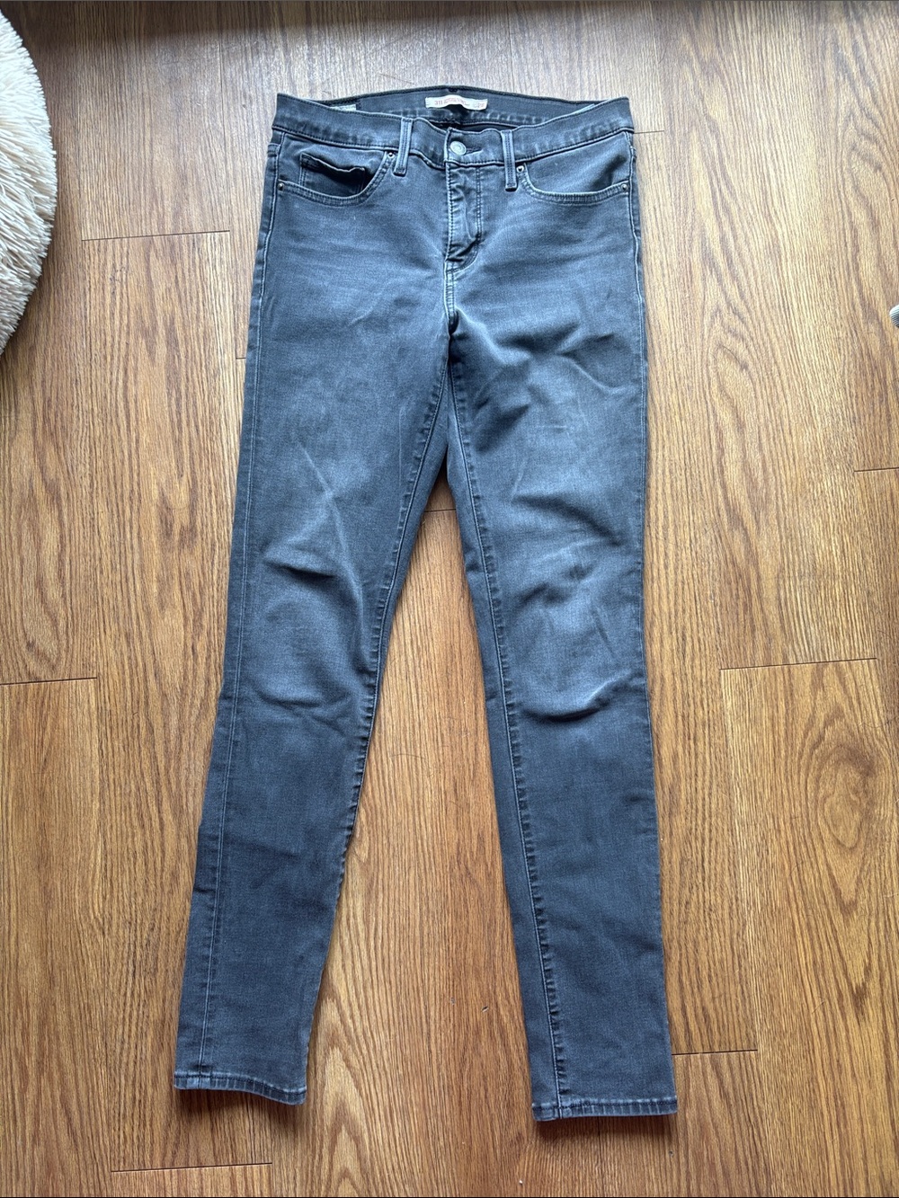 Levi's Women's Charcoal Skinny Jeans